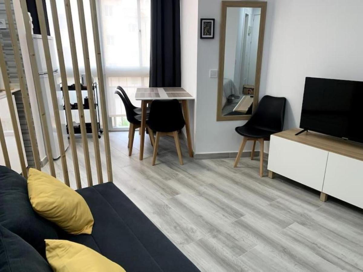 Precioso Estudio Frente Al Mar Con Piscina Benalmádena Exterior foto