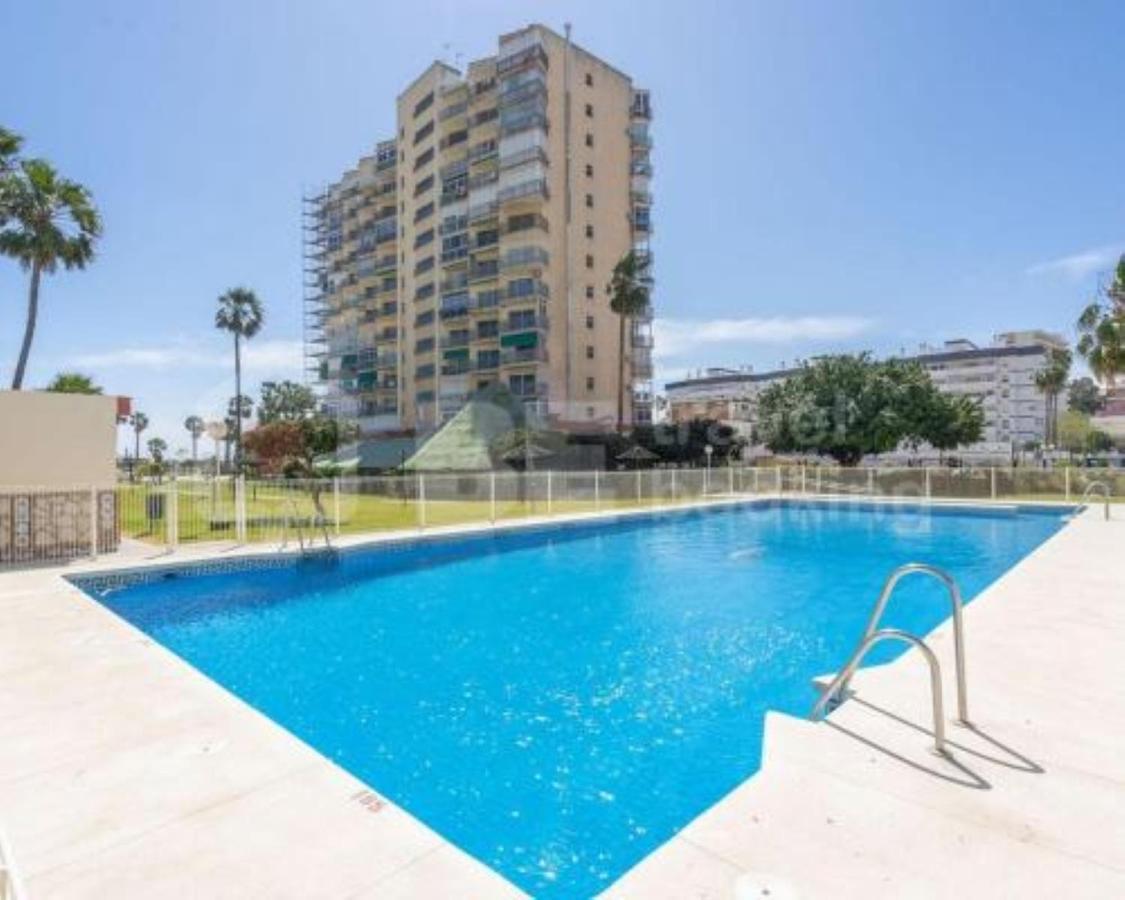 Precioso Estudio Frente Al Mar Con Piscina Benalmádena Exterior foto