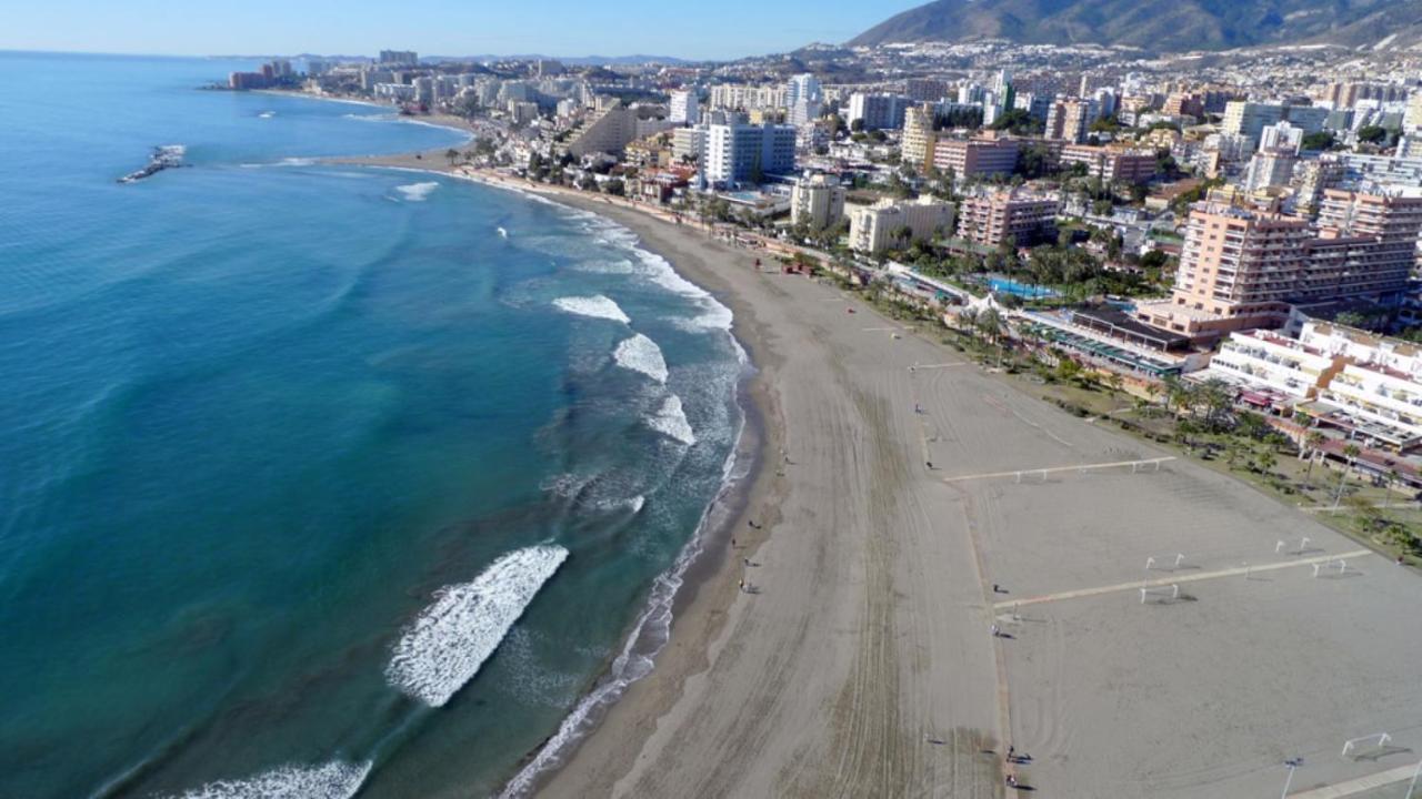 Precioso Estudio Frente Al Mar Con Piscina Benalmádena Exterior foto